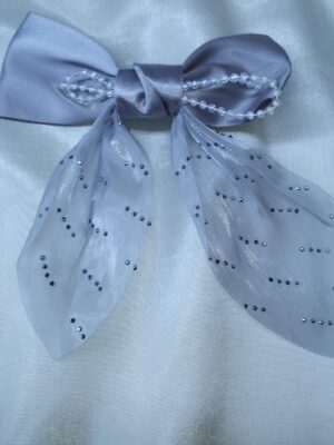 Elegant Satin Bow Hair Clip – Soft Silver Grey