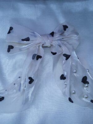 White Heart & Pearl Organza Bow