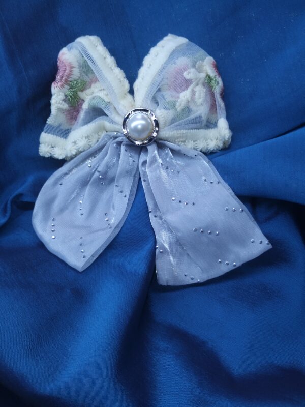 Sky Pearl Lace Bow Hair Clip