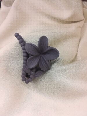 Matte Floral Sculpted Hair Claw Clip