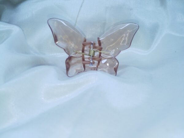 BP light brown Classic Butterfly Hair Claw Clip - 1 Pair