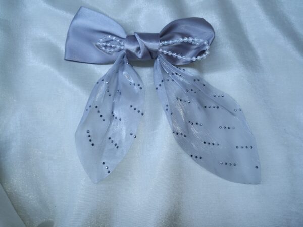 Elegant Pearl-Embellished Satin Bow - 1 Pair