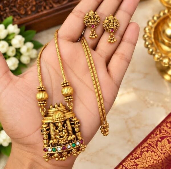 WhatsApp Image 2026-10-22 at 14.19.14 (1) Elegant Necklaces with stud